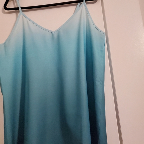 Womens Boho spaghetti strap V neck tank top. Brand new in package . Size Large. - Picture 2 of 4